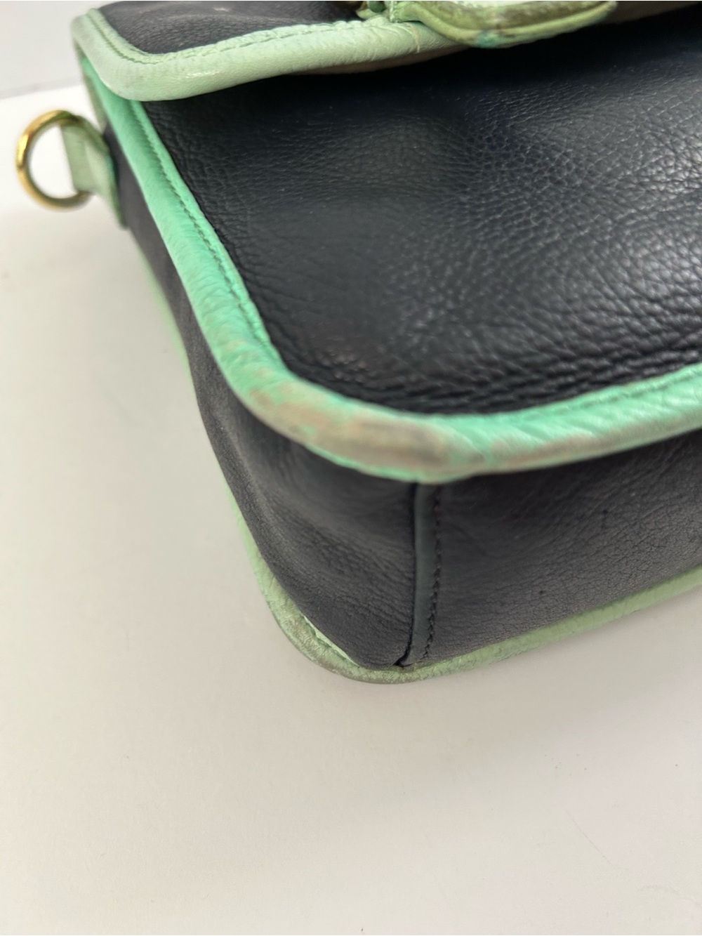 Cynthia Rowley - Leather Messenger Bag. Project Bag! - Picture 15 of 16